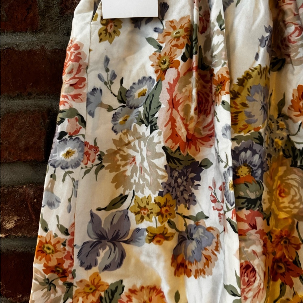 Vintage Floral Print Women's Skirt - Picture 3 of 9